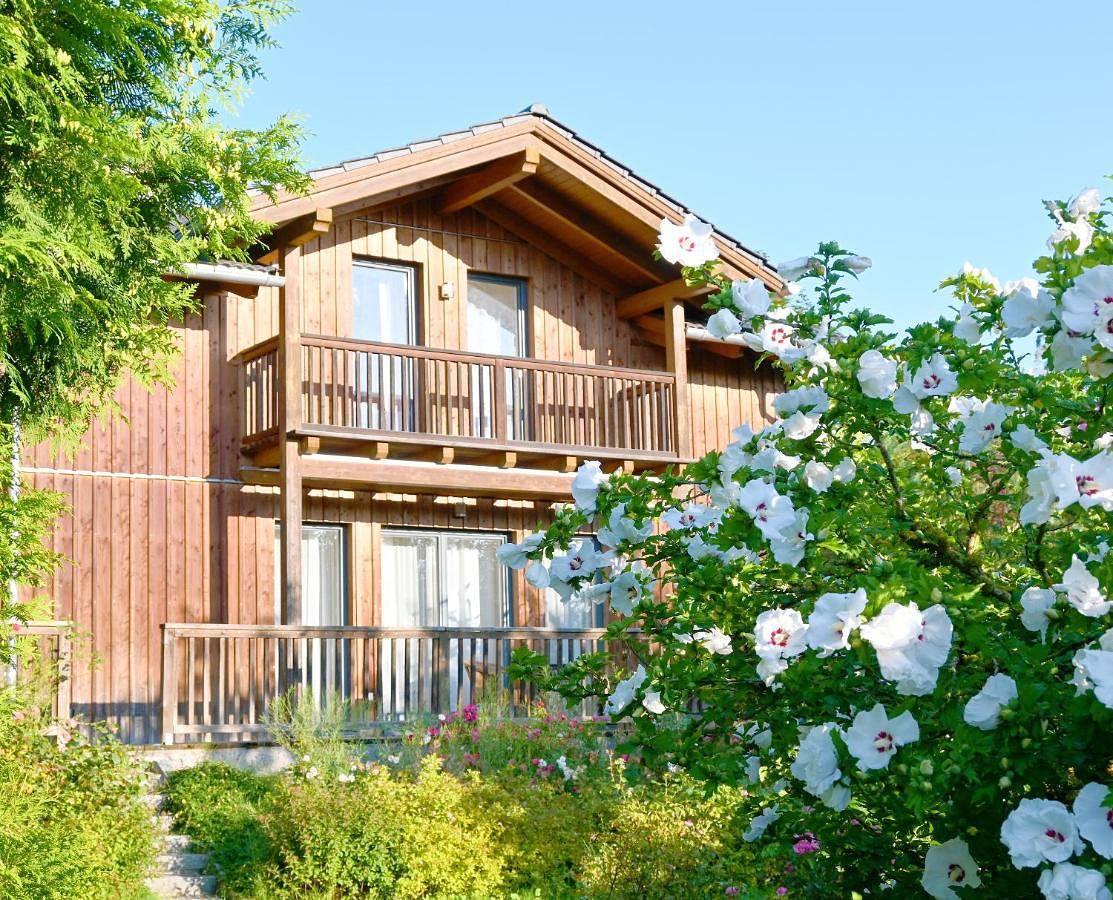 Geheel appartement, Chalet Attersee - ganzes Ferienhaus, Seeblick, Kamin, Sauna in Nußdorf am Attersee, Bezirk Vöcklabruck
