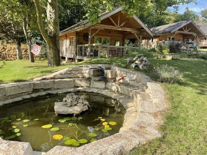 Gîte pour 7 personnes, avec terrasse et piscine, animaux acceptés dans Lac de Charmes