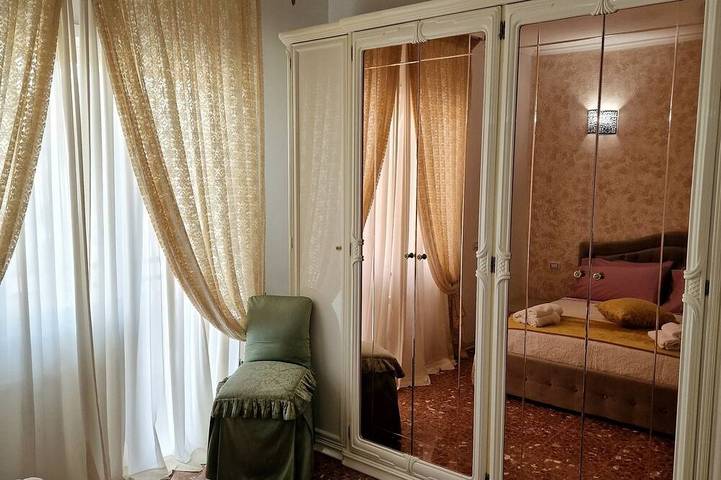 Appartement entier, Vacation House Fiore Ciampino Airport - Rome Station in Ciampino, Parco Regionale dei Castelli Romani