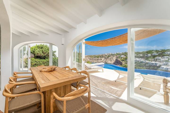Location de vacances pour 8 personnes, avec jardin et terrasse à Cala Morell - 4