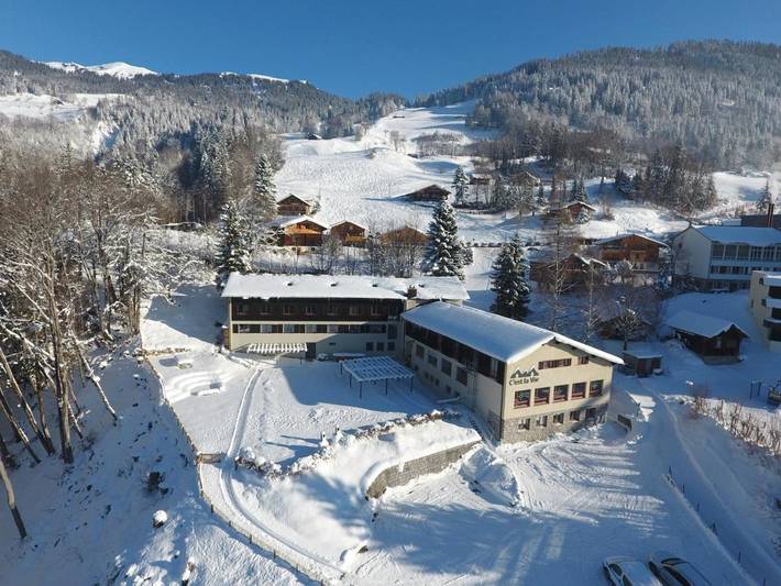 Auberge pour 3 personnes, avec jardin et vue sur le lac ainsi que vue et sauna