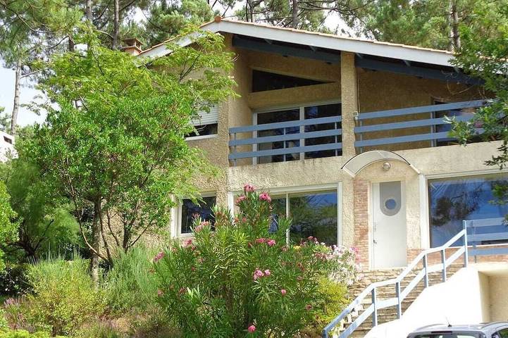 Villa pour 10 personnes, avec jardin dans Biscarrosse Plage