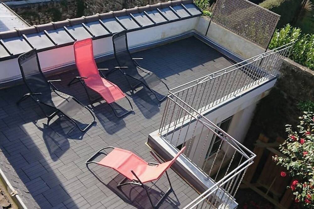 Renovated town house ideally located.  in Portrieux, Región de Guingamp