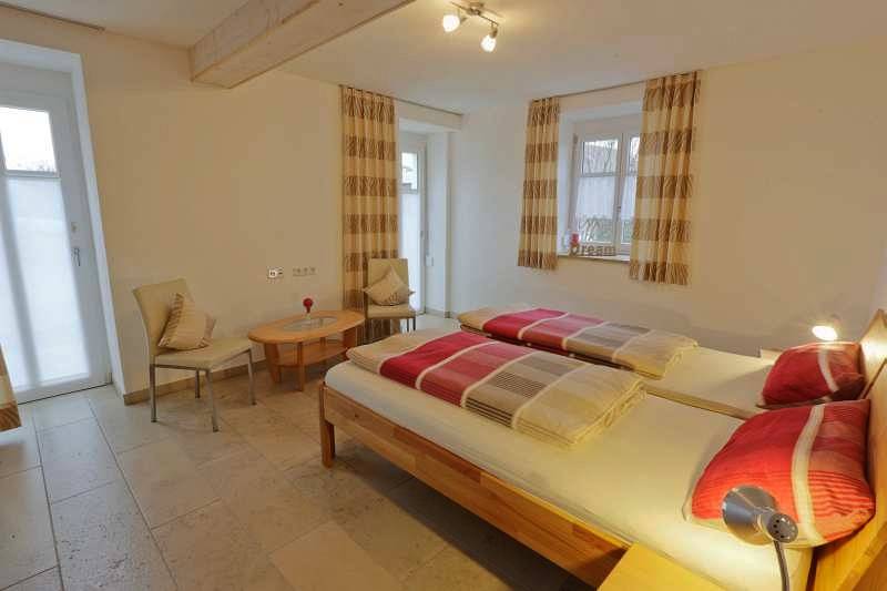 Ferienhaus Wimbauer - Ferienwohnung Frankenjura - Barrierefrei mit Terrasse in Nennslingen, Frankenalb