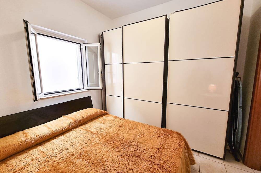 Ganze Wohnung, Seafront villa Rossella with veranda p car in Porto Cesareo, Golf von Tarent