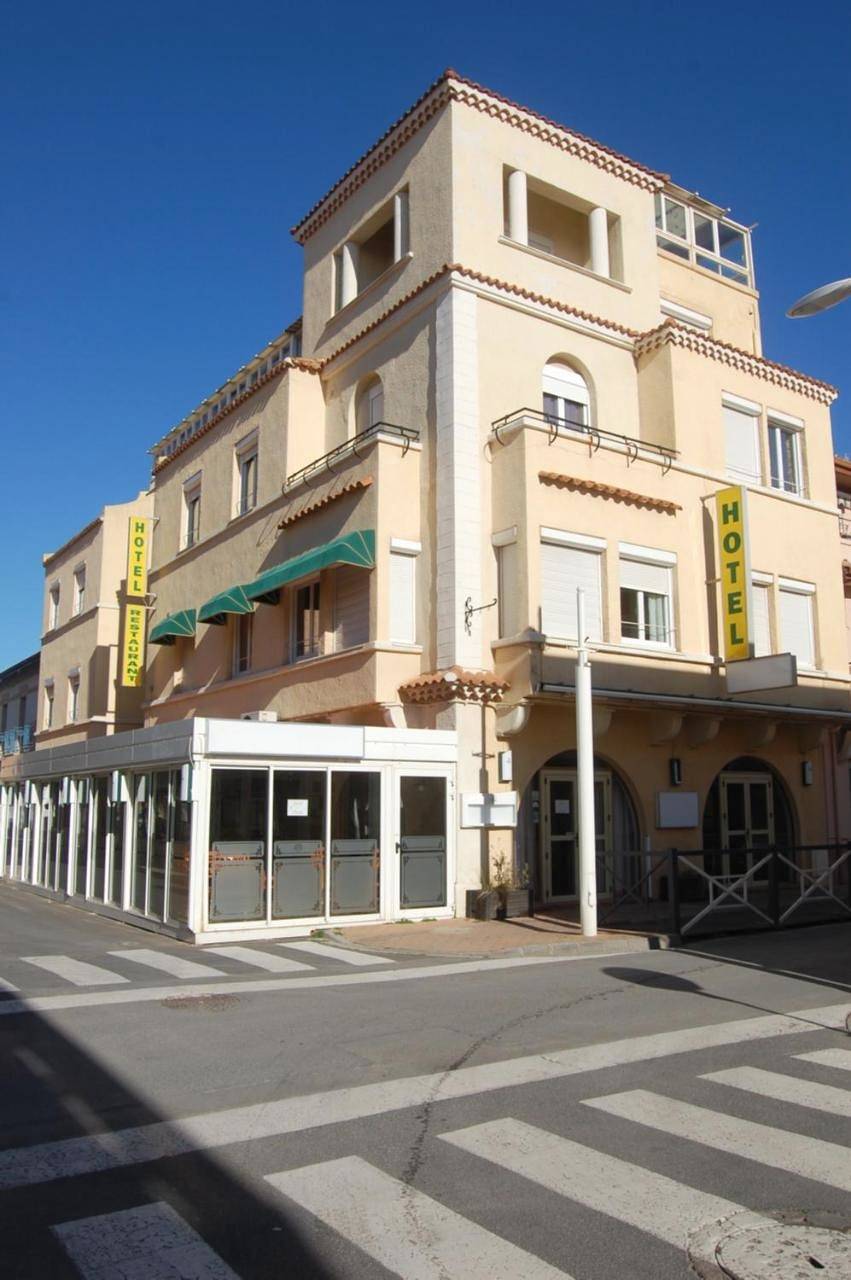 Hotel De La Plage in Valras-Plage, Côte d'Améthyste
