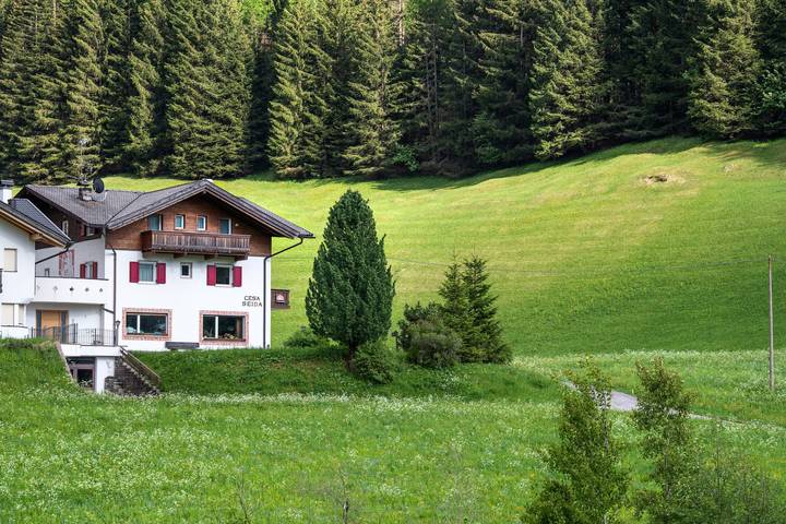 Gîte pour 2 personnes, avec jardin et balcon, animaux acceptés à Wolkenstein - 2