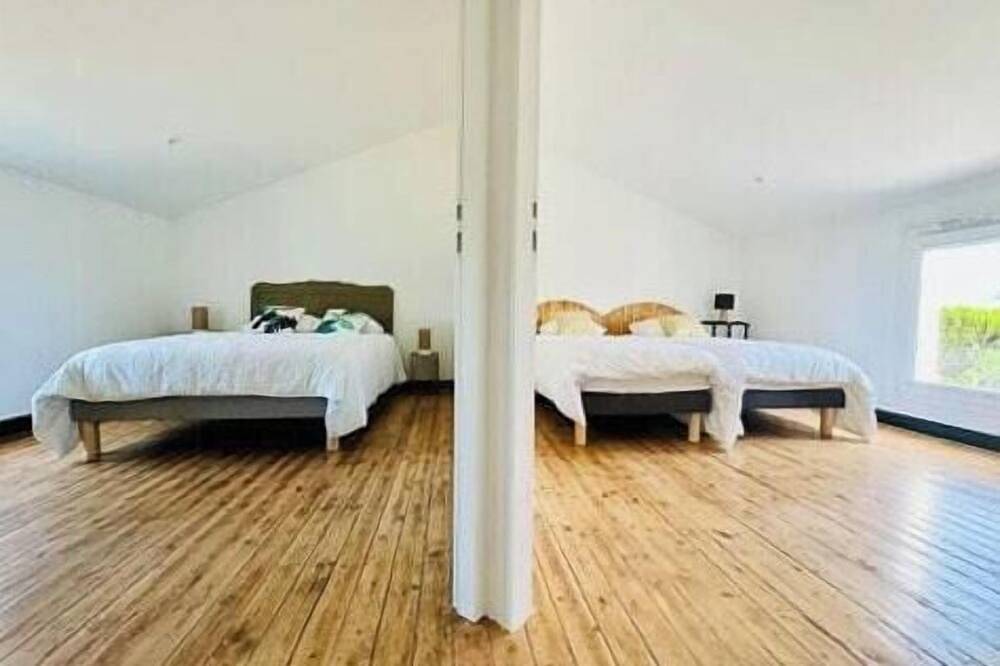 Cottage with spa between beaches and Puy du Fou in La Roche-sur-Yon, Loire Valley