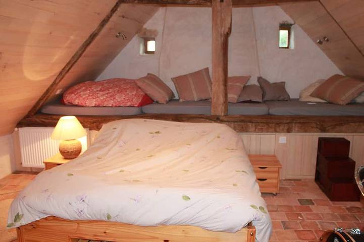 Location de vacances pour 4 personnes, avec jardin à Asnières-sur-Vègre - 2