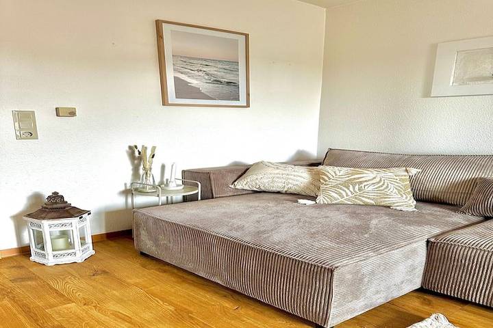 Ferienwohnung für 3 Personen, mit Balkon und Garten in Lemkenhafen - 3