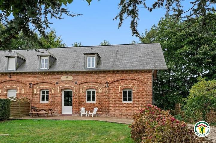 Location de vacances pour 10 personnes, avec jardin, animaux acceptés à Ypreville-Biville