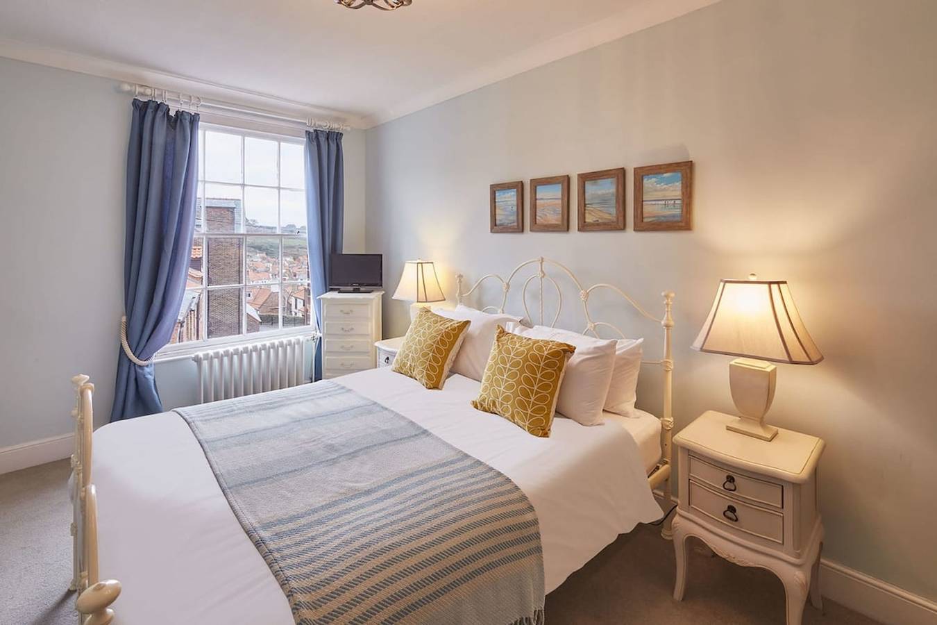 Host Stay Austen House in Whitby, North York Moors National Park