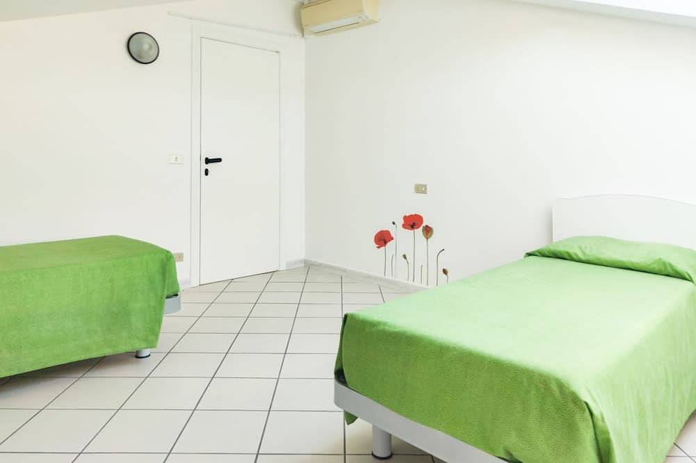 Entire apartment, Homiday - Bordopineta Center - Bright and spacious apartment on the second floor in Pineto, Adriatic Coast Abruzzo