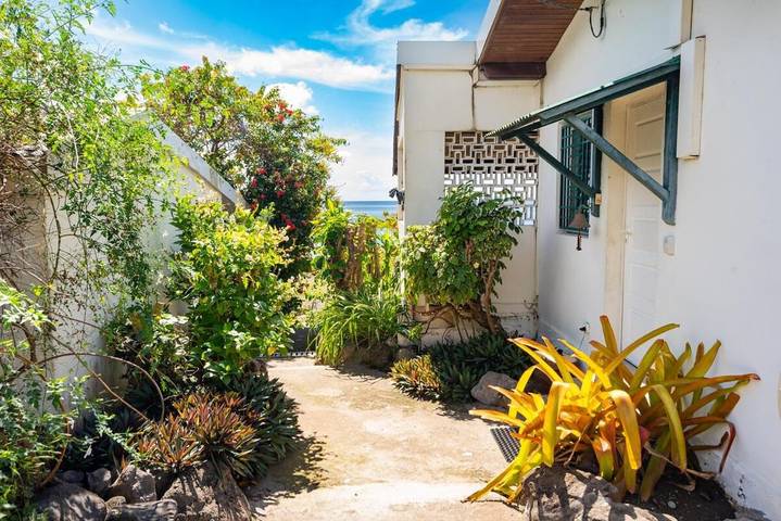 Villa pour 10 personnes, avec vue et piscine ainsi que terrasse et jardin à Saint-Pierre (ville) - 3