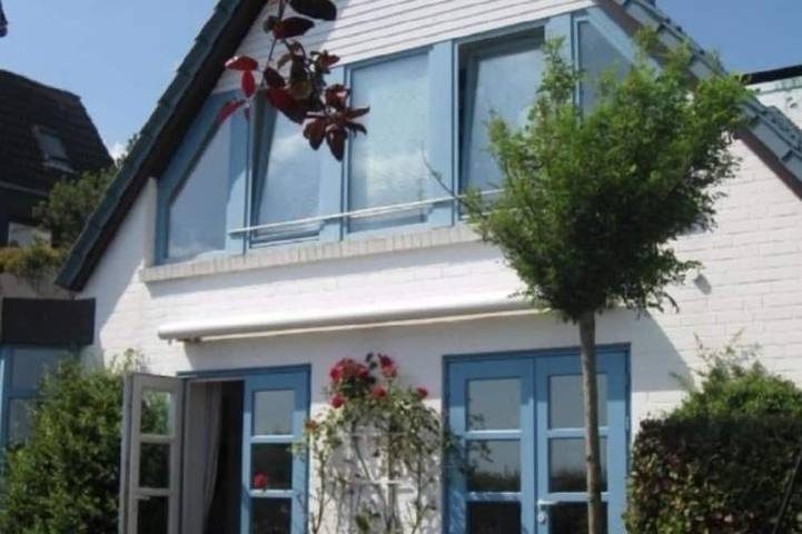 Ferienhaus für 6 Personen, mit Sauna und Garten in Schilksee