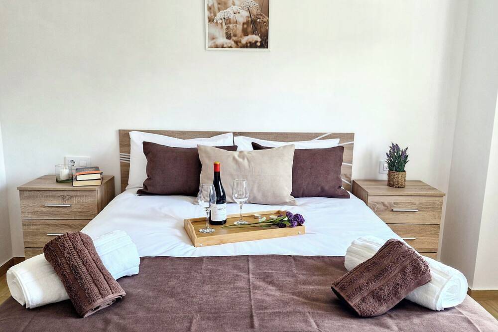 Entire apartment, Apartment With Terrace For 4 People in Mondariz, Pontevedra Province