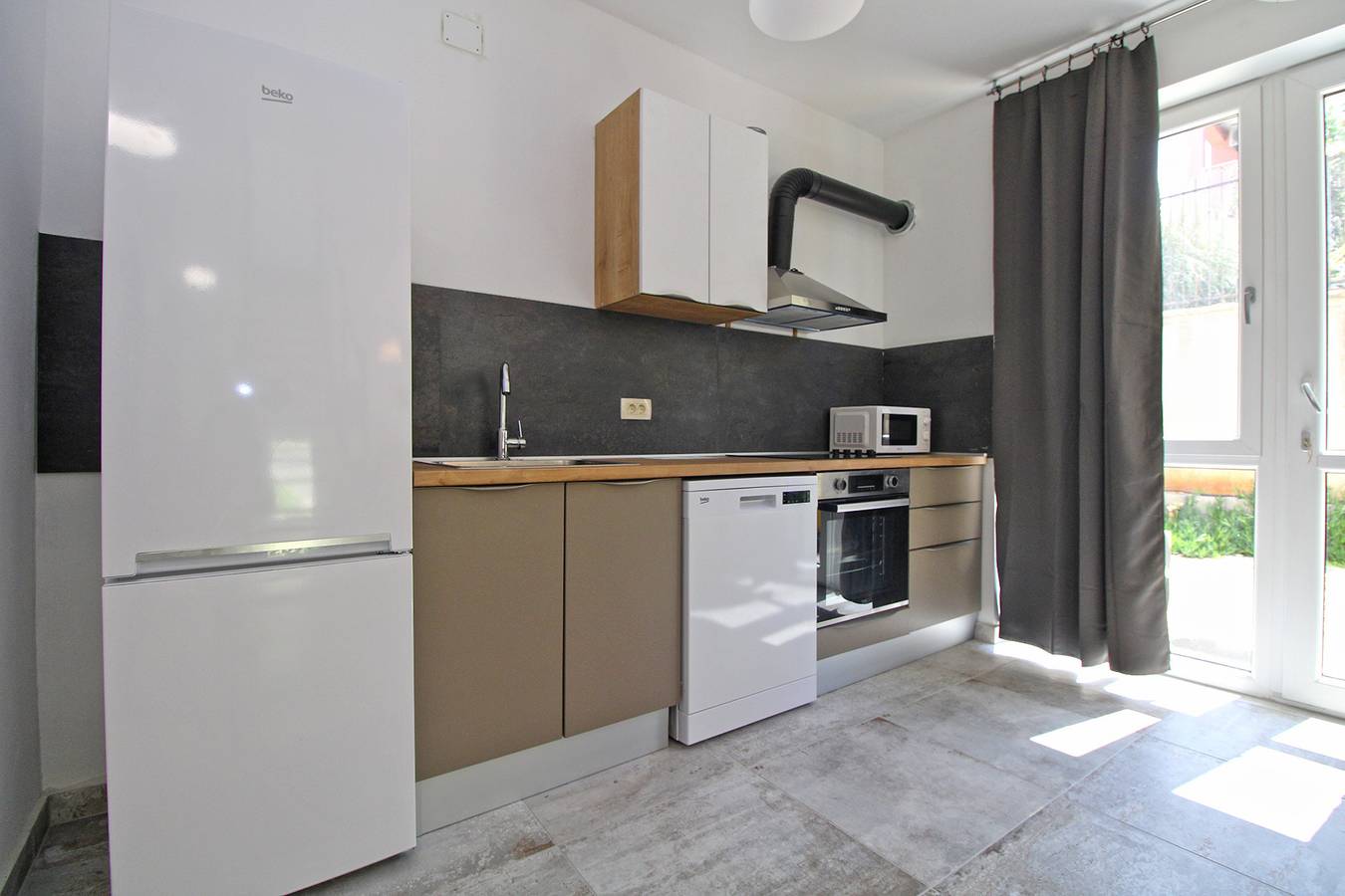 Casa vacanza per 6 persone con terrazza in Medulin (città), Medolino