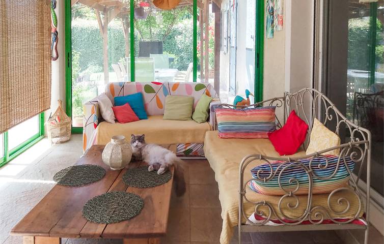 Location de vacances pour 6 personnes, avec jardin et terrasse à Montélimar - 4