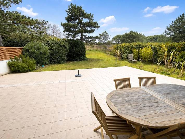 Location de vacances pour 8 personnes, avec Balcon et Terrasse dans Plage du Phare (La Tranche-sur-Mer)