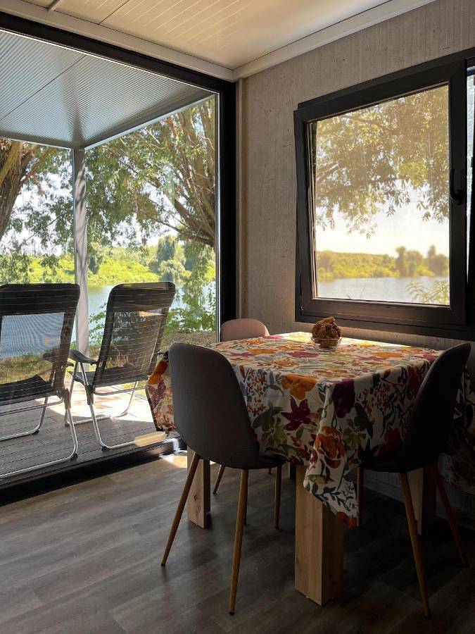 Kemping dla 3 osób, z taras i widok w Serbia