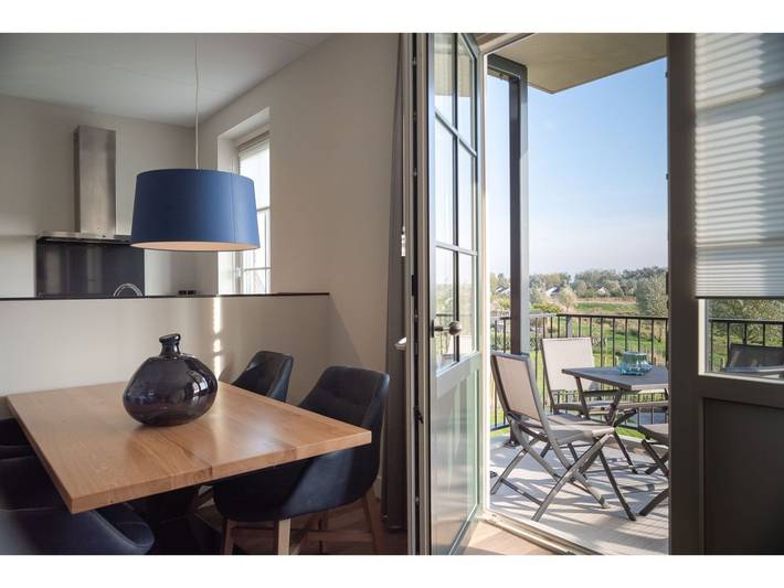 Ferienwohnung für 4 Personen, mit Balkon/Terrasse und Whirlpool sowie Pool und Sauna in Colijnsplaat - 2