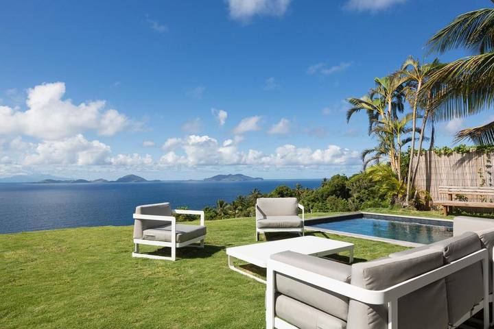 Villa pour 5 personnes, avec vue ainsi que jardin et piscine - 1