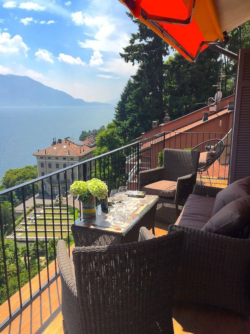 Ganze Wohnung, Anna lake view apartment with pool in Oggebbio, Oggebbio Gemeinde