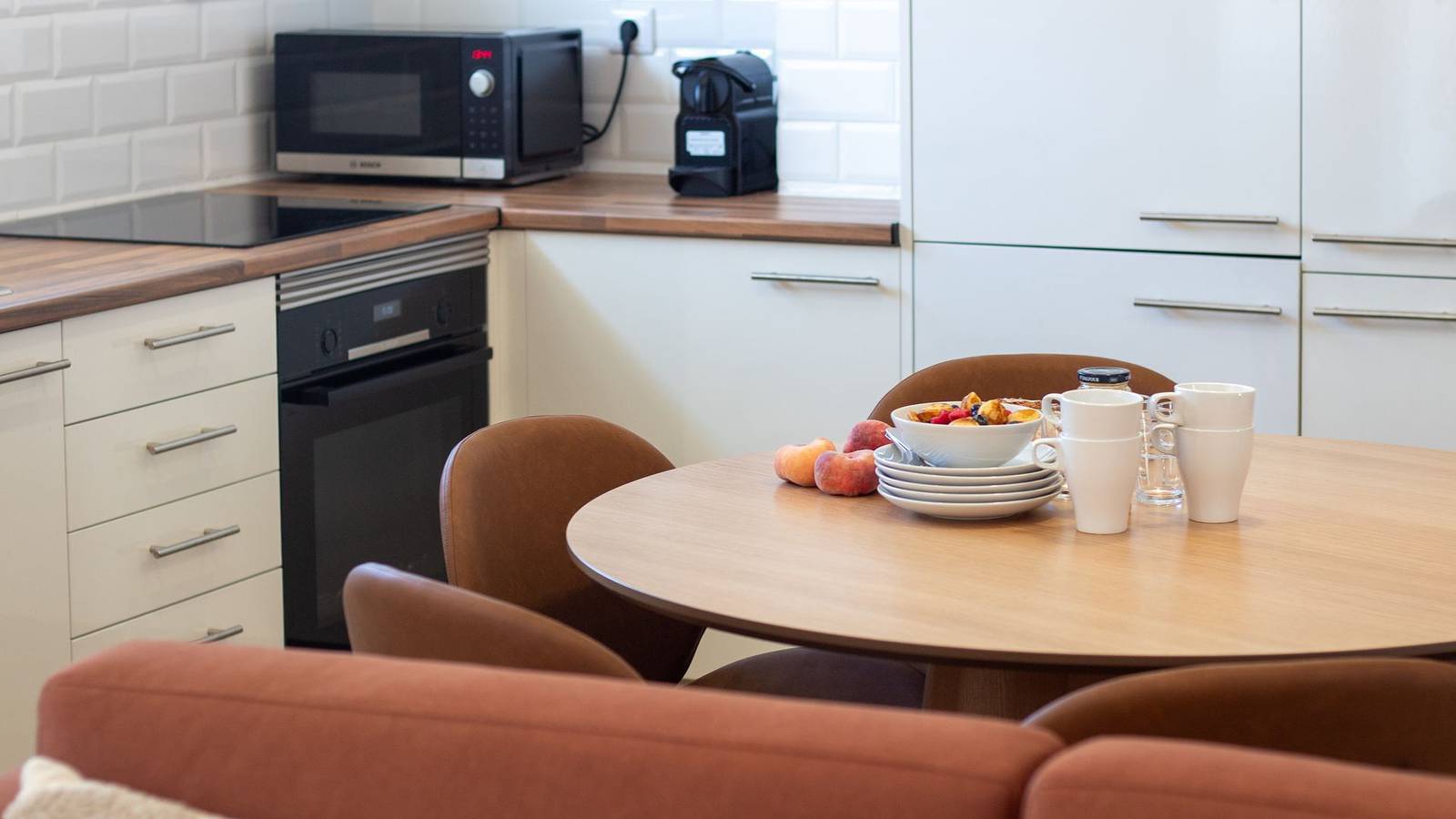 Apartamento inteiro, Bright 3Br Flat near Douro w/ Ac by Lovelystay in Santa Marinha e São Pedro da Afurada, Distrito do Porto