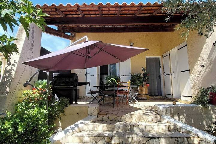 Location de vacances pour 6 personnes, avec Balcon et Jardin à Autignac