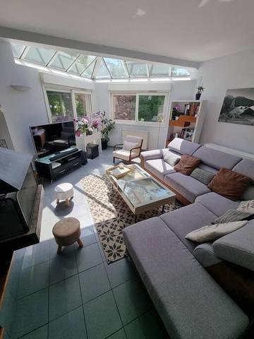 Location de vacances pour 6 personnes, avec vue et terrasse à Sainte-Geneviève-des-Bois