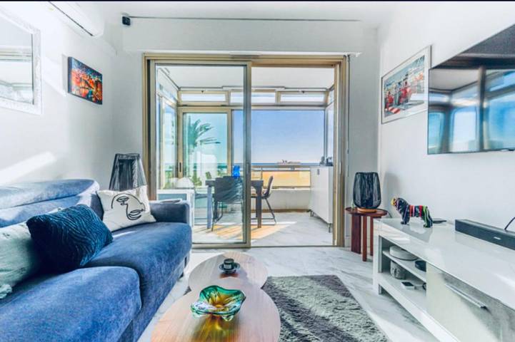 Gîte pour 2 personnes, avec vue et terrasse dans Plage de la Pierre au Tambour - 4