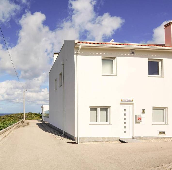 Location de vacances pour 6 personnes, avec vue ainsi que terrasse et piscine dans Praia De Vale Furado Pataias - 2