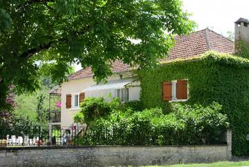 Gîte pour 6 personnes, avec jardin à Marcillac-Saint-Quentin