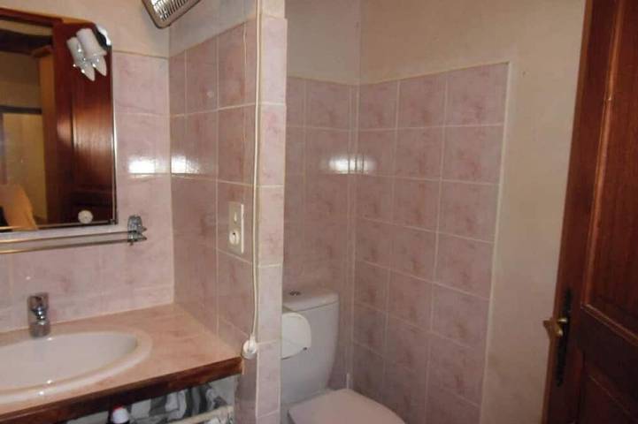 Gîte pour 4 personnes, avec piscine à Banon - 3