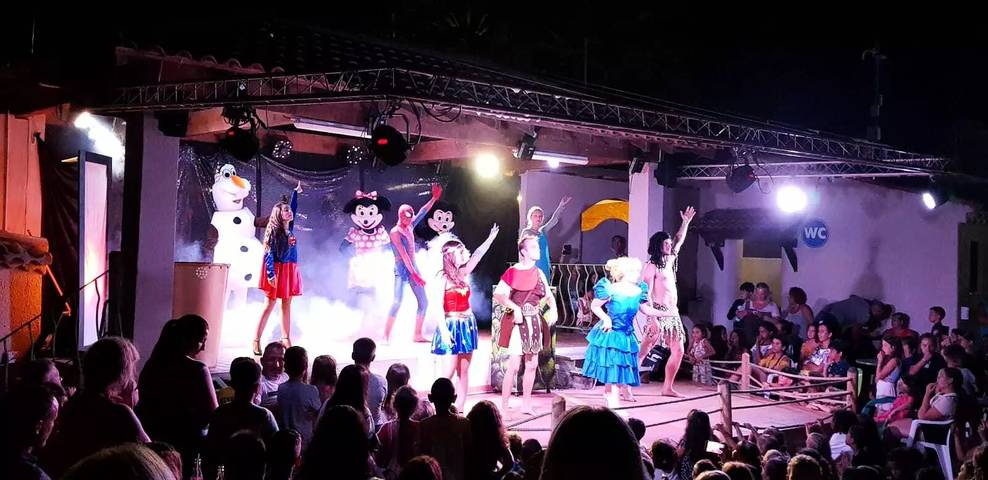 Camping für 5 Personen, mit Pool in Hérault - 3