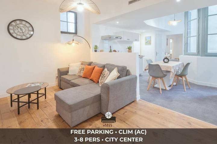 Location de vacances pour 8 personnes, avec terrasse, animaux acceptés à Pau