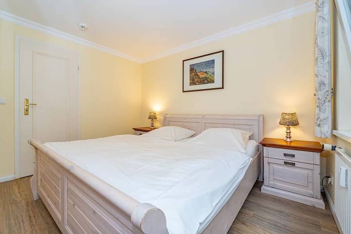 Ganze Wohnung, Westerhörn 46/15 - 3-Zimmer-Ferienwohnung für bis zu 3 Personen mit Terrasse in in Keitum, Sylt (Gemeinde)