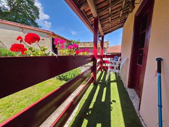 Casa de vacaciones para 3 personas, con jardín y vistas, Se admiten mascotas - 1