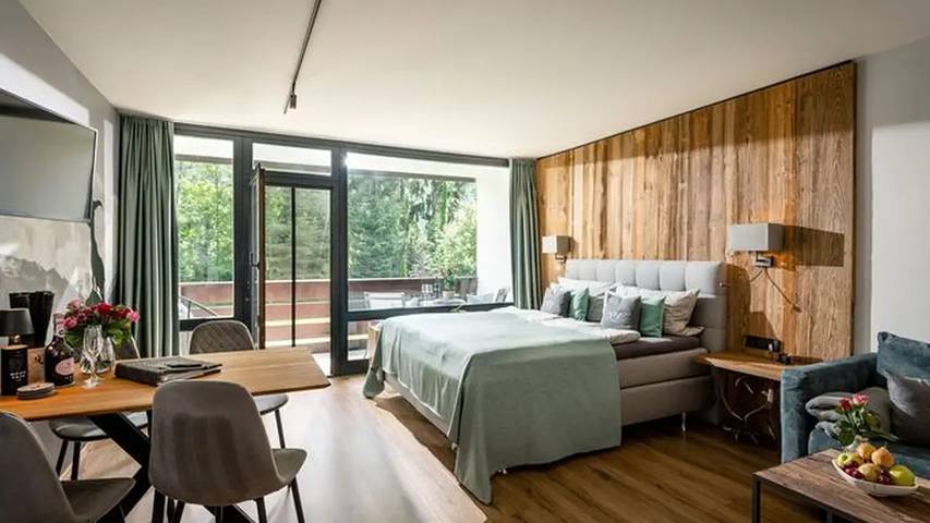 Ferienwohnung für 3 Personen, mit Balkon und Garten - 1