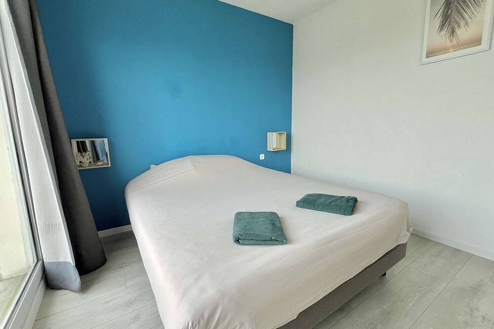 House in Asnelles, Côte de Nacre