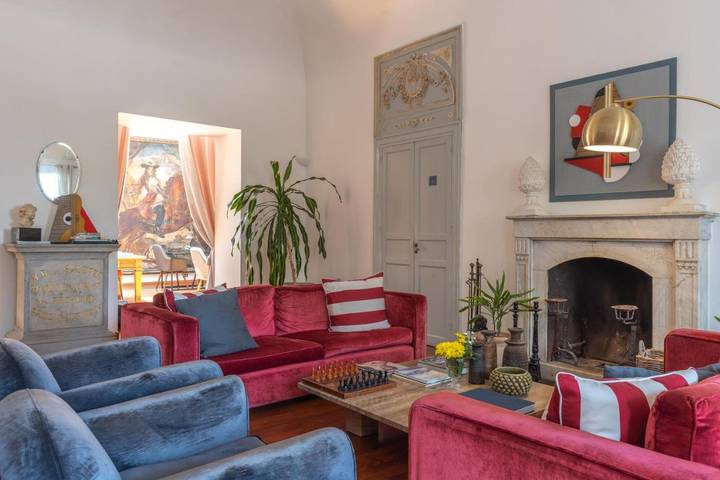 Alojamiento y desayuno para 4 personas, con jardín además de jacuzzi y piscina en Palermo