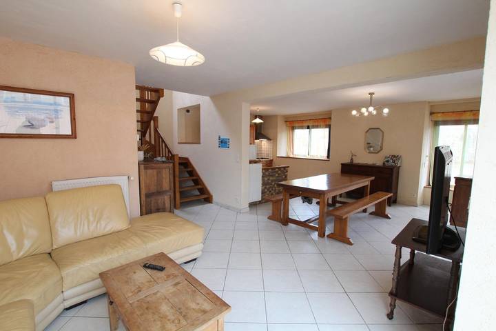 Gemütliche 120m² Gite, 2km vom Strand, TV & Geschirrspüler in Donville-les-Bains, Côte de la Déroute