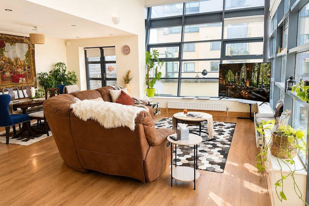 Apartamento entero, Panoramic Two-bedroom Penthouse in Cork, Condado de Cork