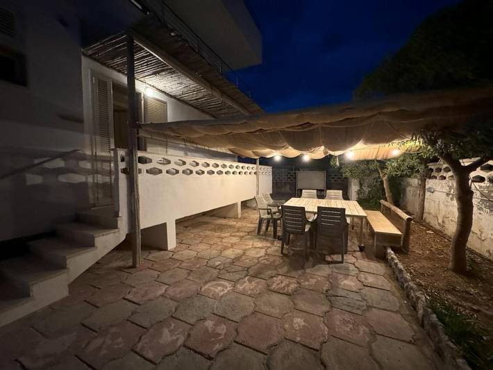 Ferienwohnung für 6 Personen, mit Ausblick und Terrasse sowie Garten, mit Haustier in Torre Colimena - 2