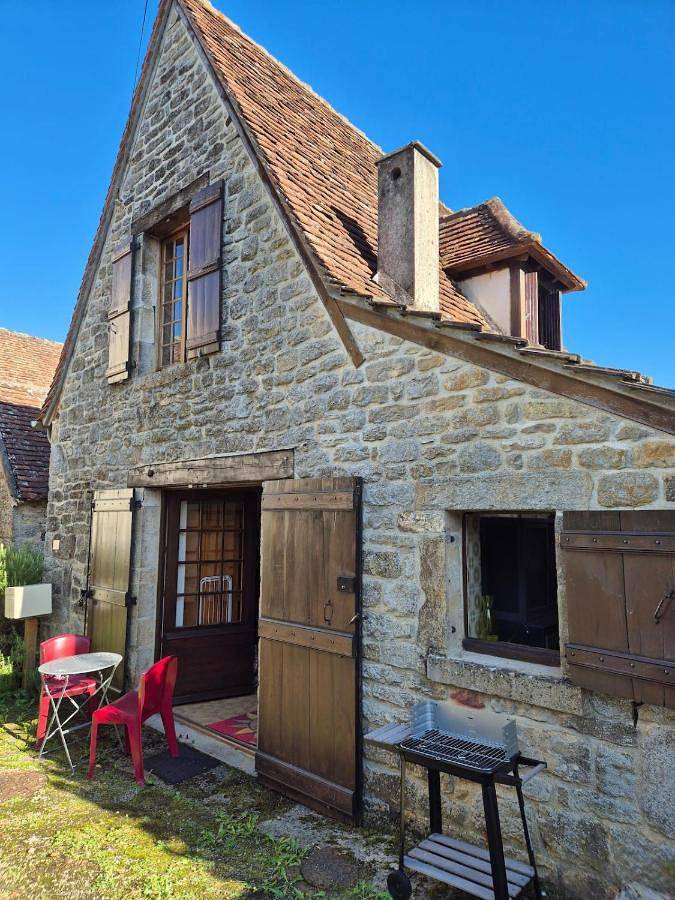 Location de vacances pour 3 personnes, avec jardin, animaux acceptés à Miers