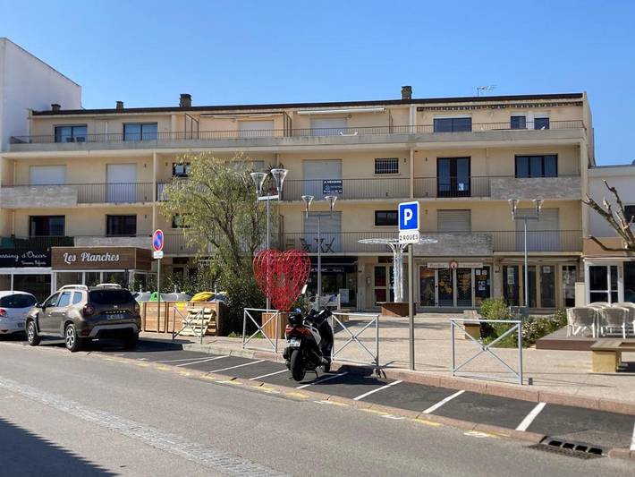 Gîte pour 5 personnes, avec balcon et vue dans Office De Tourisme Cavalaire - 3