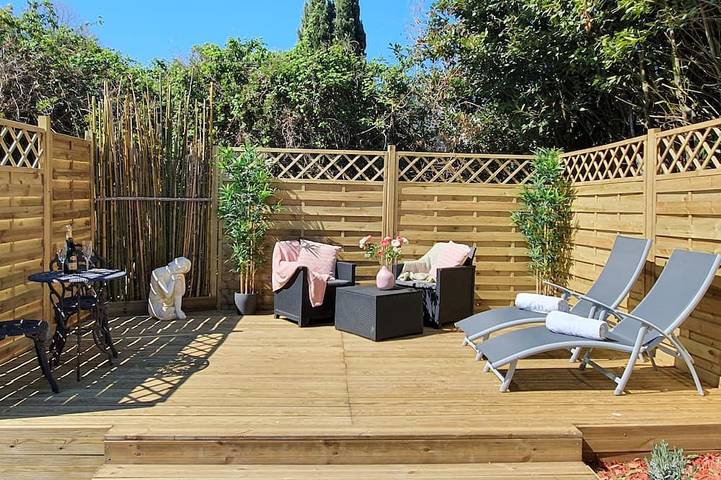 Gîte pour 2 personnes, avec jardin et terrasse