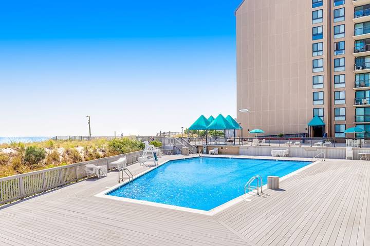 Glamping for 8 people, with sauna and terrace as well as pool in Delaware