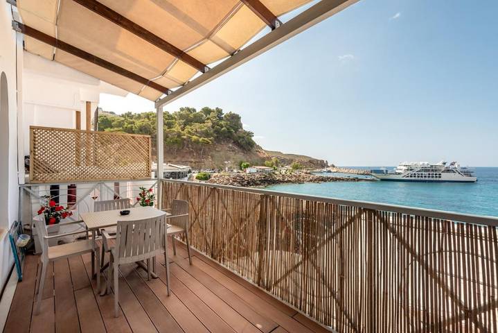 Gîte pour 4 personnes, avec terrasse et vue dans Chóra Sfakíon - 3