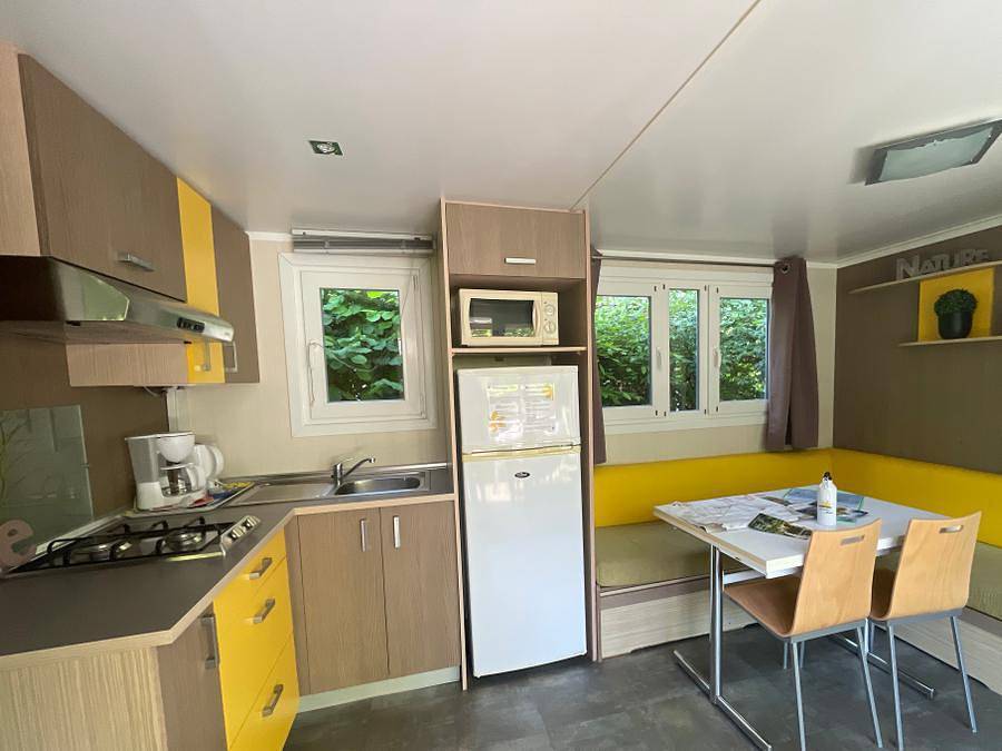 Flower Camping  Le Tiradou - Mobilhome 4 personas - Hergo standard 31 m² (2 habitaciones - 4 personas) 2 baños + 2 aseos in Saint-Vincent-de-Cosse, Périgord Noir